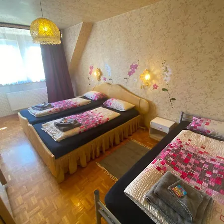 - - Einfache Monteursunterkunft Apartmán